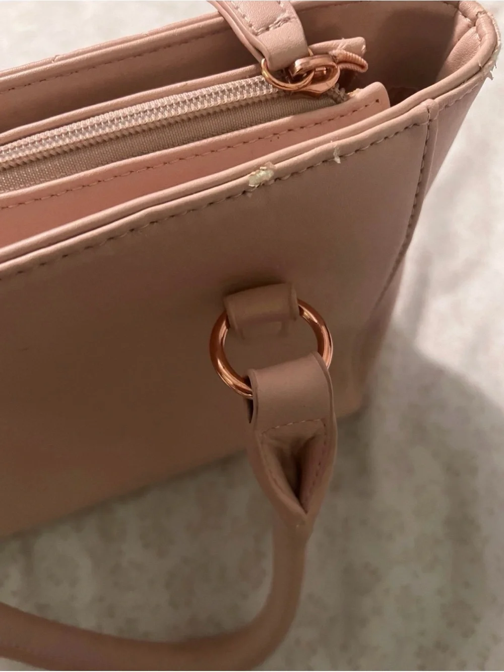 GUESS Quilted Hand Bag in Blush Pink
